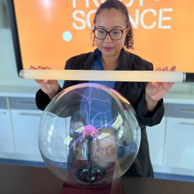 Educator with Plasma Ball