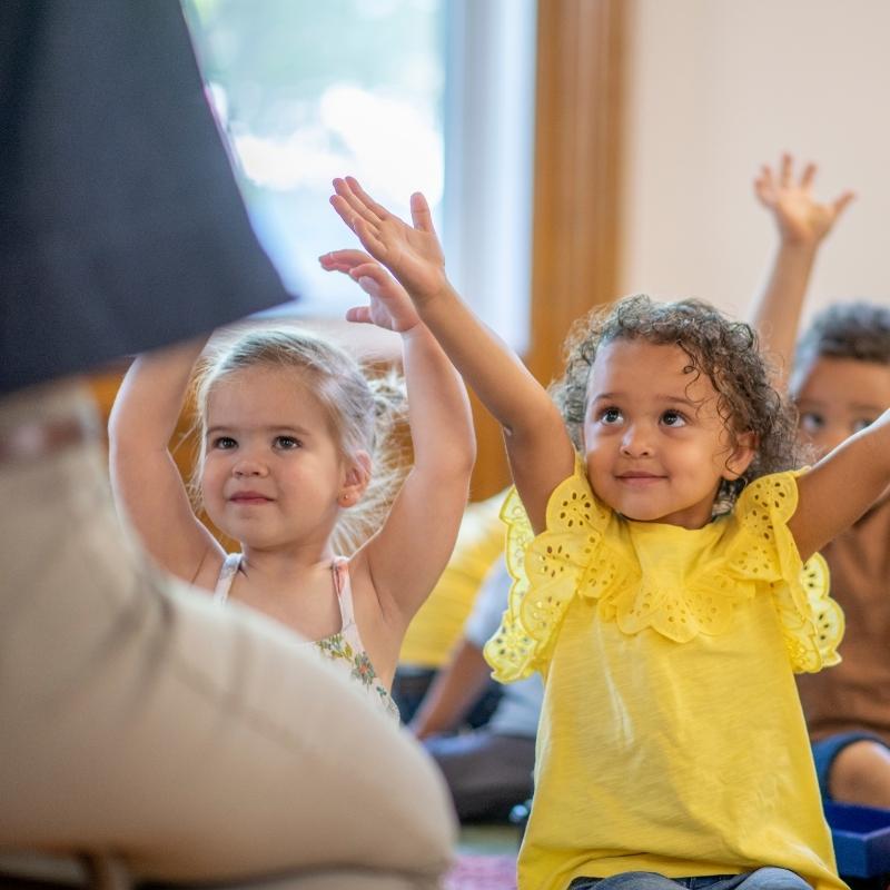 kids doing yoga